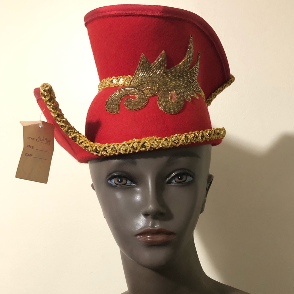 Hat - Picture 2 of 4